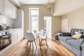 Modern 2BD Flat In Camden Town London